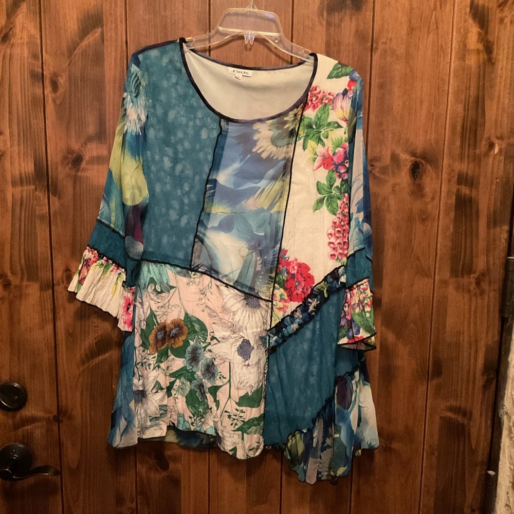 Paris Teal & Floral Patchwork Ruffle-Sleeve Tunic